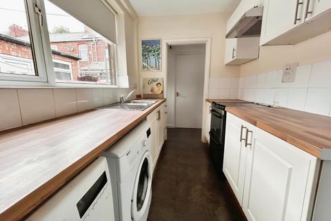 5 bedroom terraced house to rent, Brailsford Road, Manchester, Greater Manchester, M14