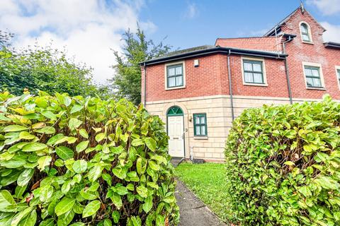 4 bedroom end of terrace house to rent, Hadfield Close, Manchester, Greater Manchester, M14