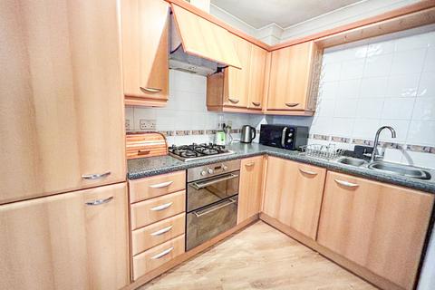 4 bedroom end of terrace house to rent, Hadfield Close, Manchester, Greater Manchester, M14