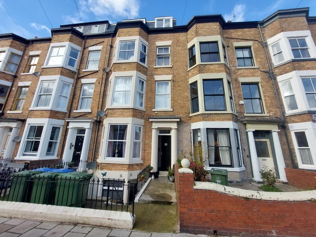Trafalgar Square, Scarborough 1 bed flat £475 pcm (£110 pw)