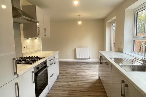 3 bedroom detached house to rent, Moon Avenue, Hugglescote