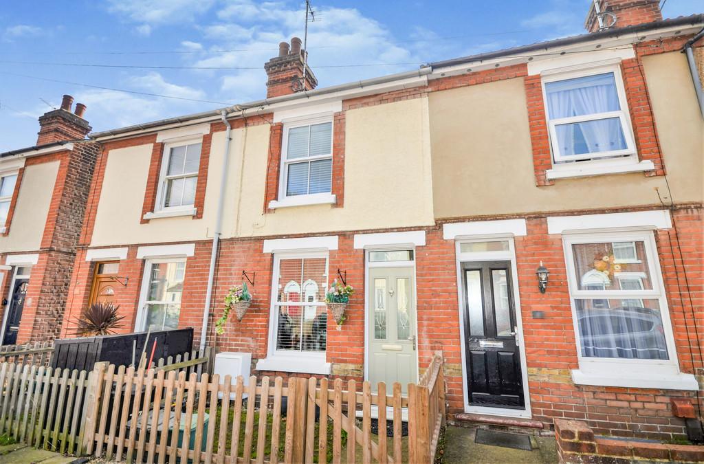Lisle Road, Colchester CO2 7SB 2 bed terraced house £225,000