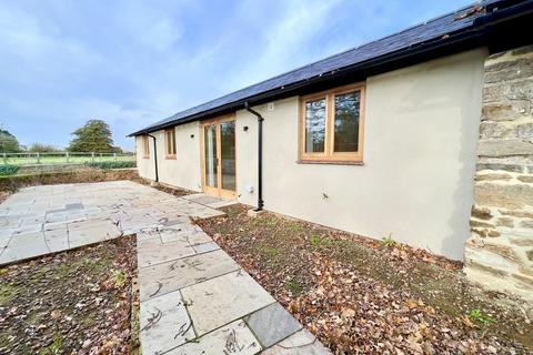 1 bedroom semi-detached bungalow to rent, Main Street, Thenford