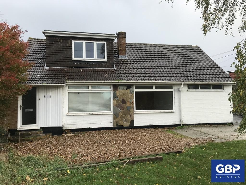 Kendal Close, Hullbridge, Hockley 3 bed detached bungalow £330,000