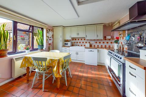 Willow Cottage Waltham Road, Terling, Chelmsford, CM3 2RB