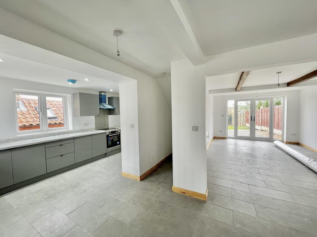 Church Lane, Eaton, Grantham 3 bed cottage £1,350 pcm (£312 pw)