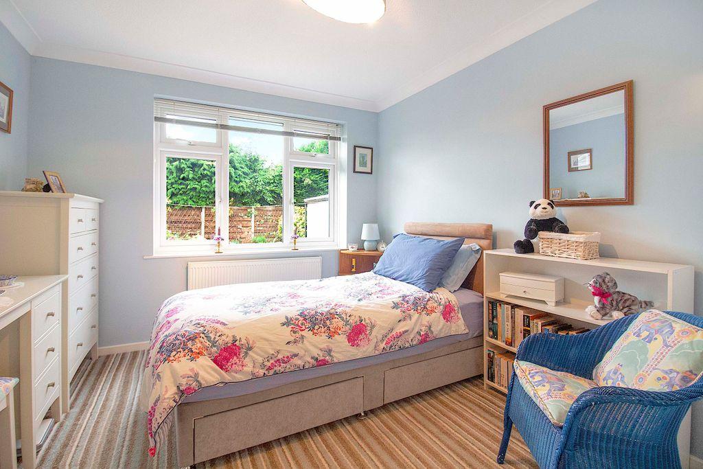 Bedroom 1 (Double)