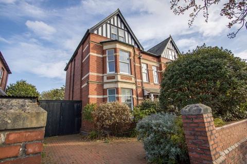 6 bedroom semi-detached house for sale - Westbourne Road, Penarth