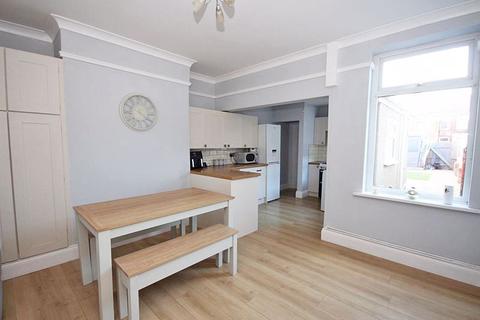59 Fairmont Road, Grimsby, DN32 8DY