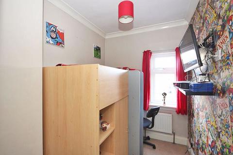 59 Fairmont Road, Grimsby, DN32 8DY