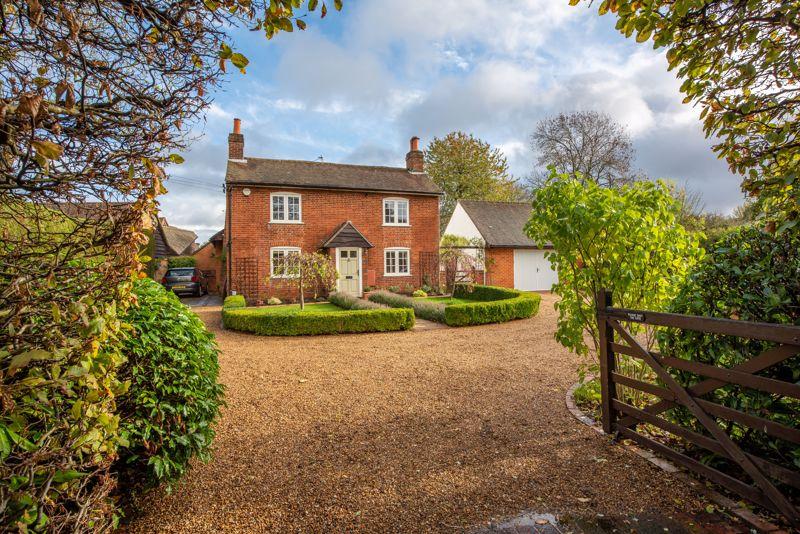 West Horsley 4 bed detached house for sale £1,595,000