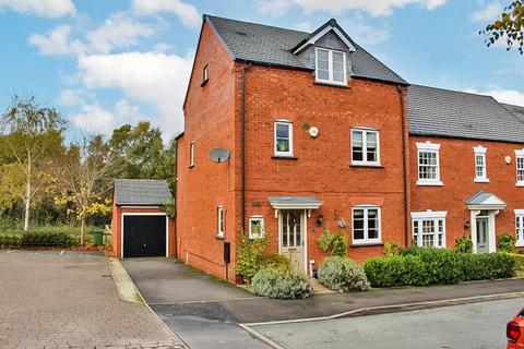 25 Deacons Field, Brewood, Stafford, ST19 9GA