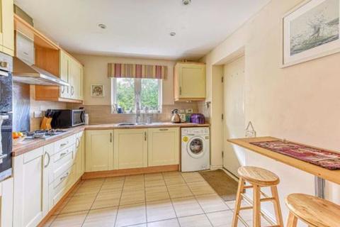 25 Deacons Field, Brewood, Stafford, ST19 9GA