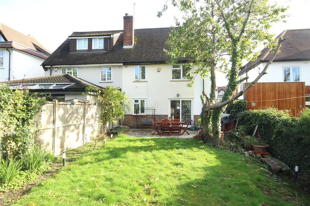 Lyndhurst Avenue, Mill Hill, London, NW7 3 bed semidetached house £