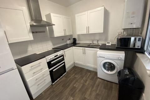 2 bedroom apartment to rent, *AVAILABLE JULY 2025* 2 Bed STUDENT Property on Langdale Road, L15