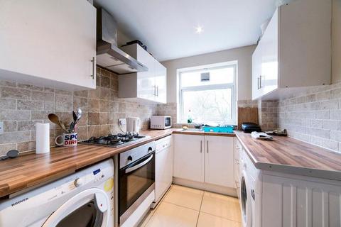 2 bedroom flat for sale, Rushford Avenue, Levenshulme, Manchester, M19 2HF