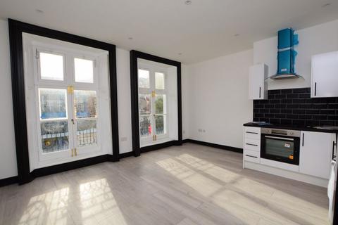 1 bedroom flat to rent, High Street, High Wycombe