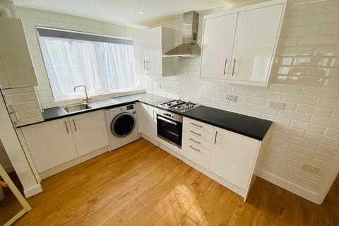 2 bedroom flat to rent - Avenue Road, Clarendon Park, Leicester