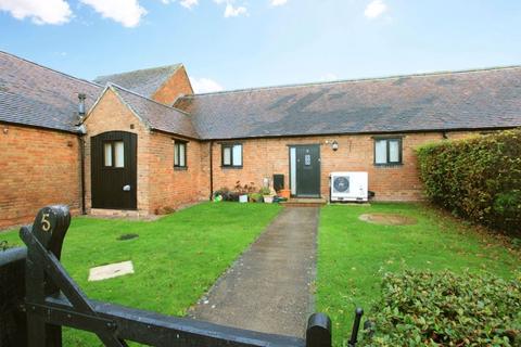 2 bedroom property to rent, 5 Lower Brockhurst Farm Barns. TF11 8BF