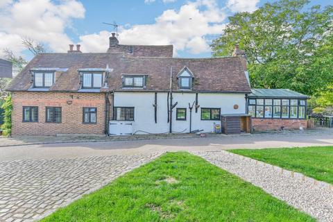 5 bedroom detached house for sale, Tile Kiln Lane, Harefield, Uxbridge, Middlesex