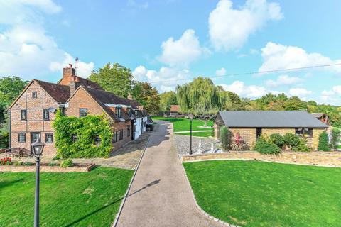 5 bedroom detached house for sale, Tile Kiln Lane, Harefield, Uxbridge, Middlesex