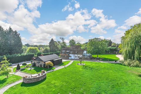 5 bedroom detached house for sale, Tile Kiln Lane, Harefield, Uxbridge, Middlesex