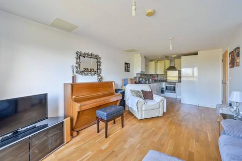 Flat 35, Alana Heights, 154 Kings Head Hill, London, E4 7NU