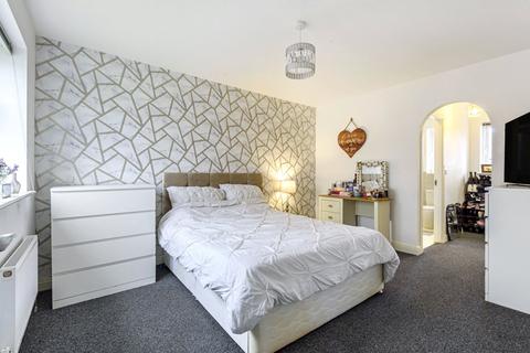 4 bedroom detached house for sale - Sward Way, Crofton, Wakefield, West Yorkshire