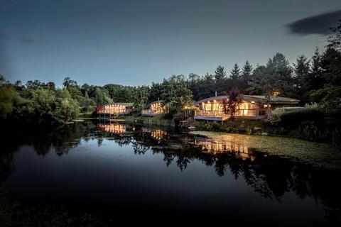 Finley Lodge Brompton Lakes, Easby, Richmond, DL10 7EJ