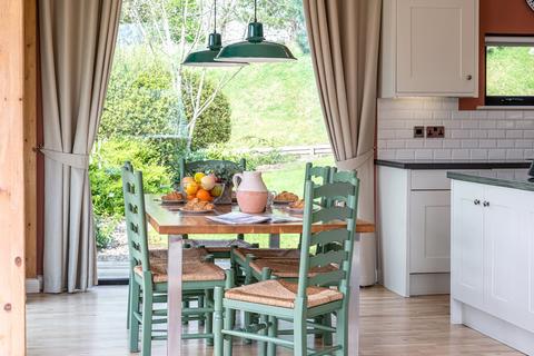 Finley Lodge Brompton Lakes, Easby, Richmond, DL10 7EJ
