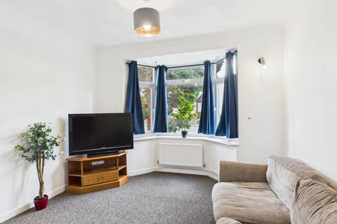 5 bedroom terraced house to rent, Corie Road