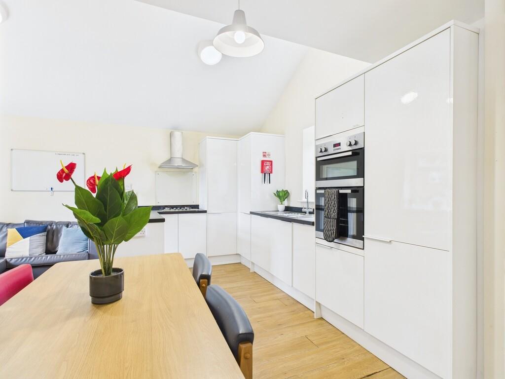 Dining &amp; Kitchen