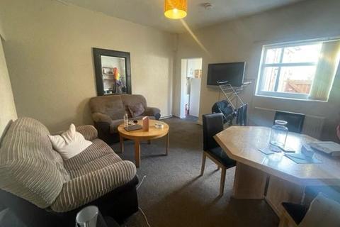 3 bedroom private hall to rent - Edgeworth Drive, Manchester