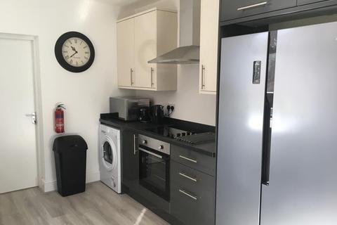 6 bedroom private hall to rent - Moseley Road, Fallowfield, Manchester