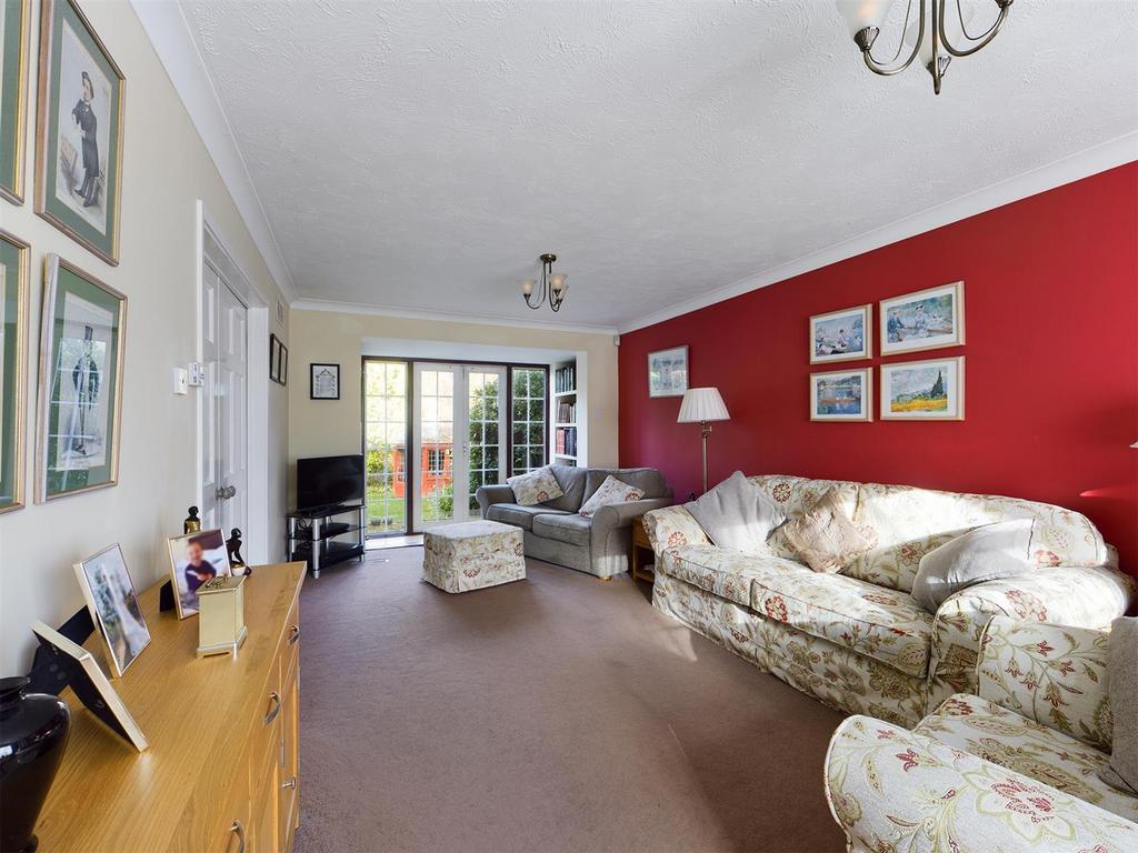 Kersey Drive, South Croydon, Surrey 4 bed detached house £750,000