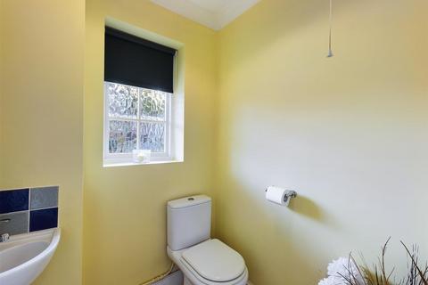 22a Kersey Drive, South Croydon, CR2 8SX