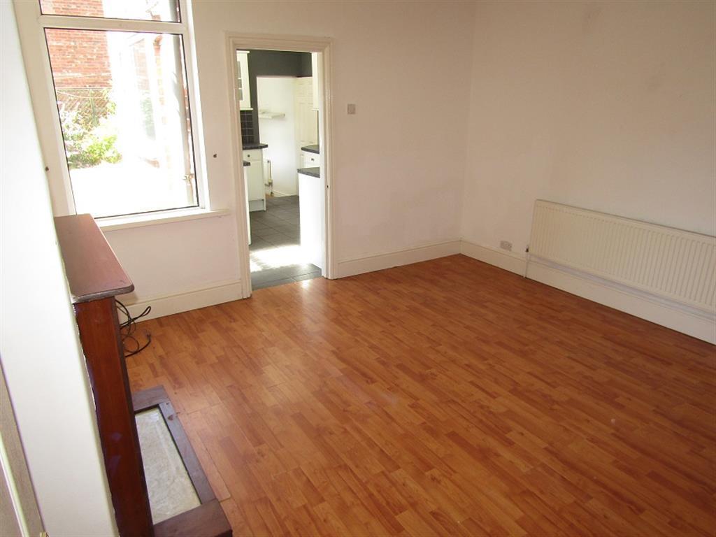 Balfour Street, Gainsborough, Lincolnshire, DN21 2LF 2 bed semi