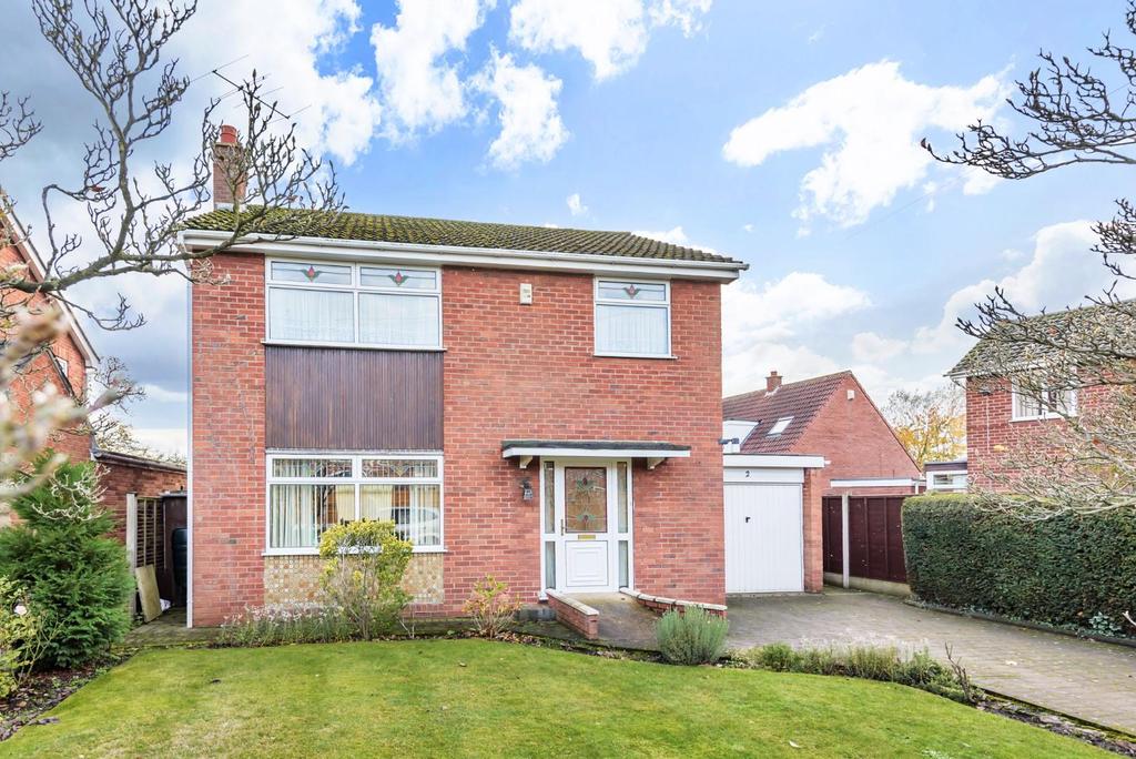Baffam Gardens, Selby, YO8 9AY 4 bed detached house £349,000