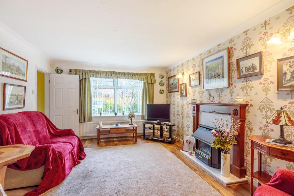 Baffam Gardens, Selby, YO8 9AY 4 bed detached house £349,000