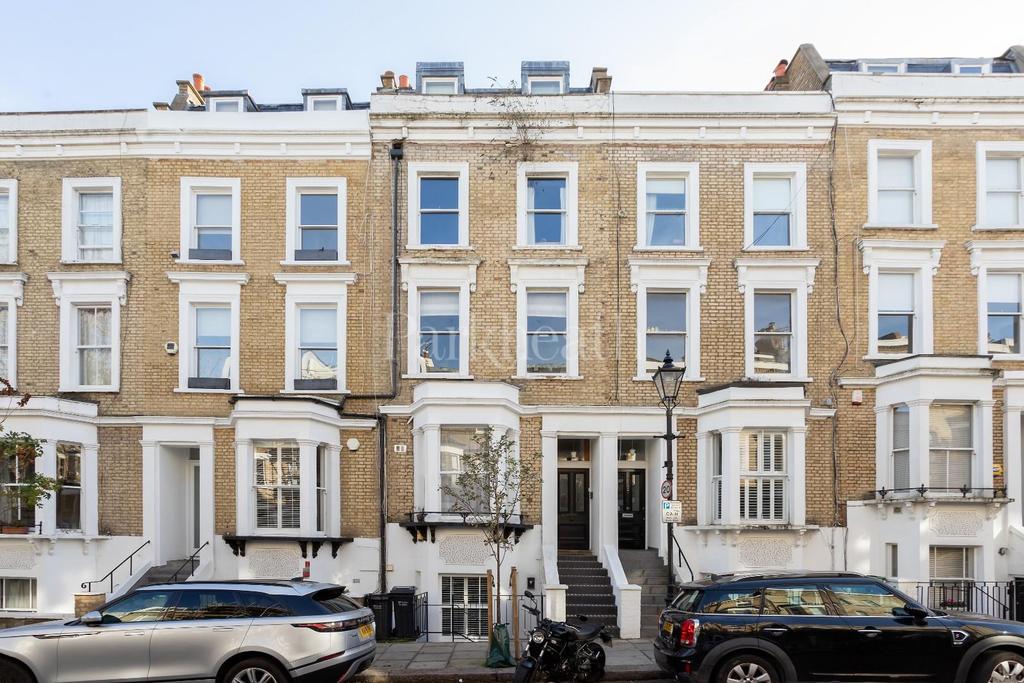 Gayton Road, Hampstead NW3 1 bed flat £2,500 pcm (£577 pw)