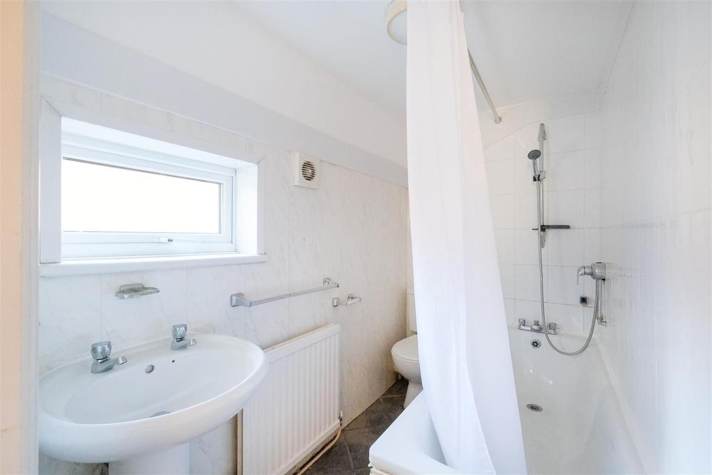 130b snakes lane east-8.JPG