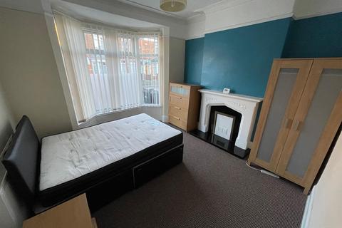 2 bedroom flat to rent - Worthing Street, Hull