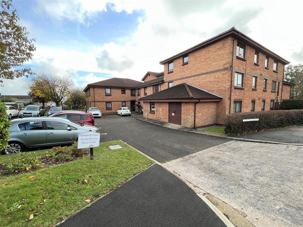 Parklands Court, Sketty, Swansea 2 bed retirement property for sale £