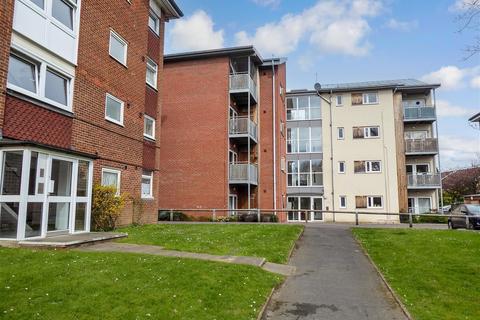 2 bedroom apartment for sale, The Cedars, Reigate, Surrey, Surrey