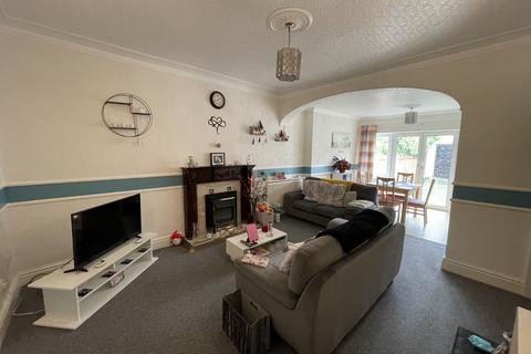 3 bedroom terraced house for sale, Leeds Road, Blackpool FY1