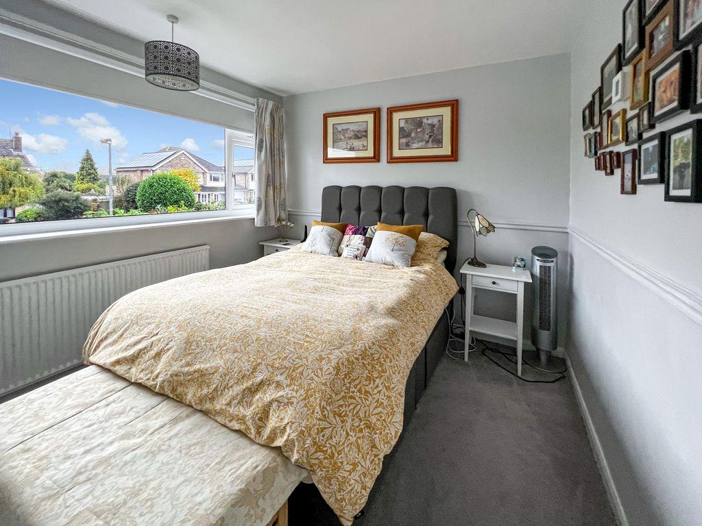Bedroom 2 (Double)