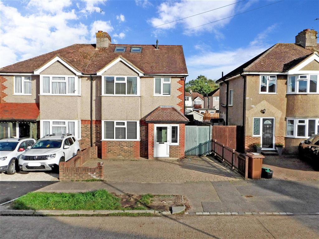 Shirley Avenue, Redhill, Surrey 4 bed semidetached house £575,000