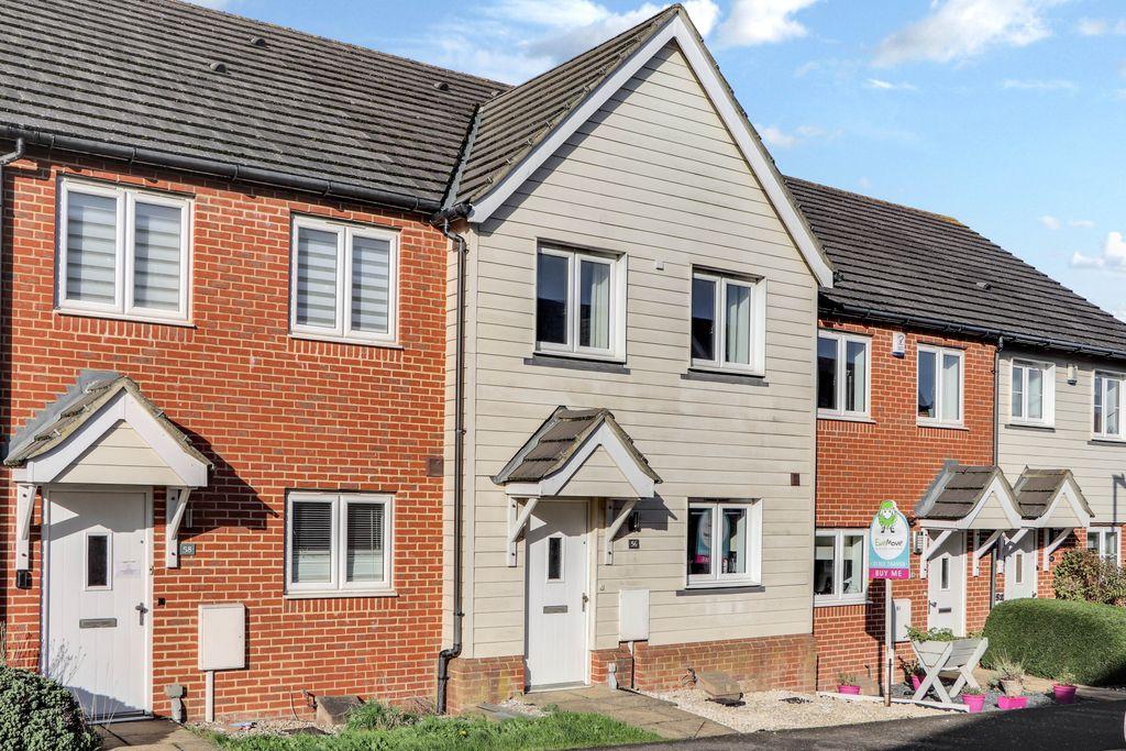 Lewis Road, Hawkinge, Folkestone CT18 7SE 2 bed terraced house £280,000