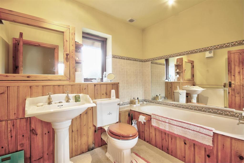 Ensuite Bathroom