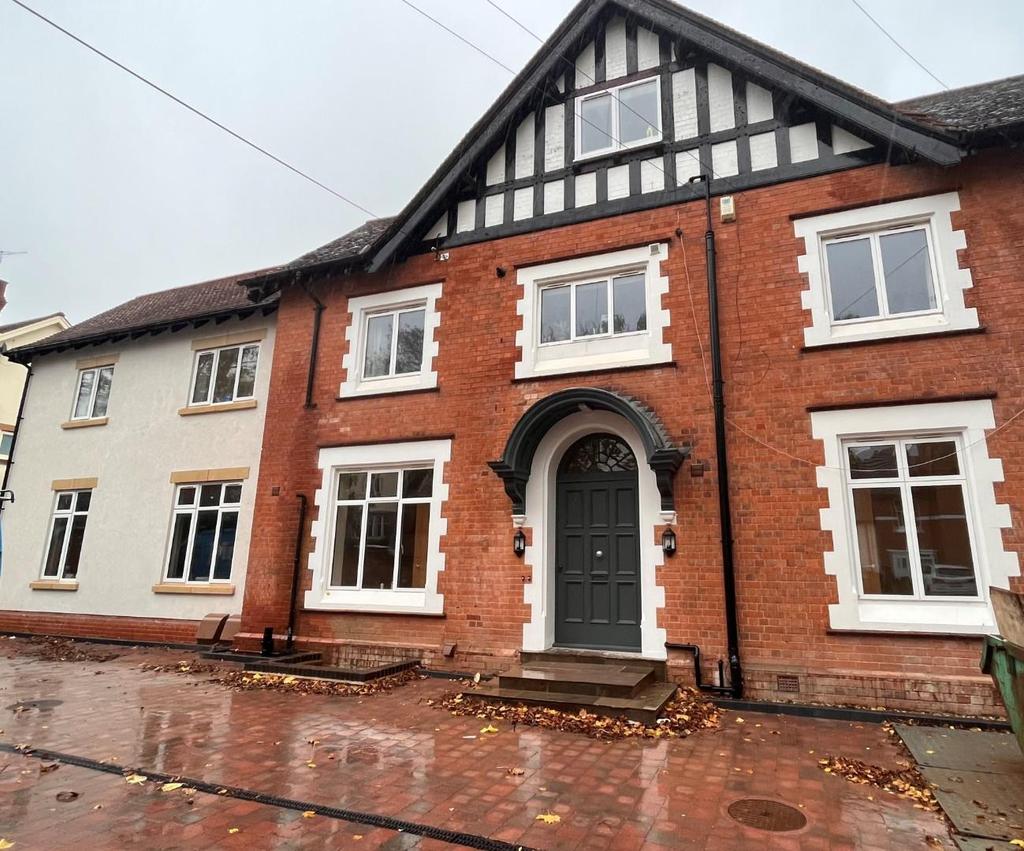 Neville Court, Avenue Road, StratforduponAvon 1 bed apartment £850